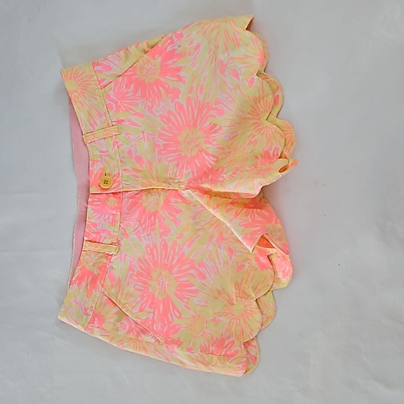 Lilly Pulitzer Sunkissed Yellow Orange Sunkissed Print Buttercup Shorts Size 2 - Picture 3 of 14